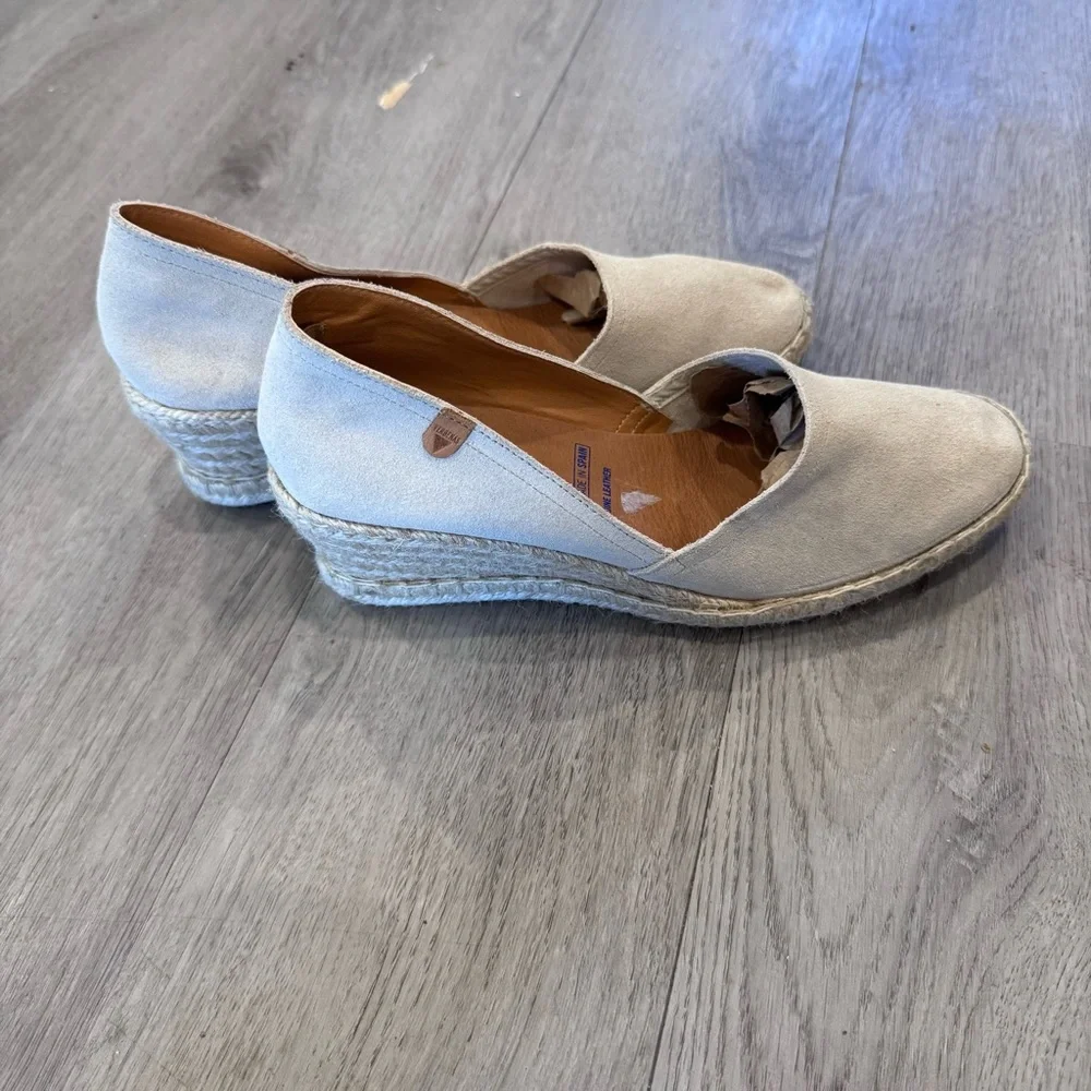 Women’s Espadrille Wedge Slip-On - Light Cream